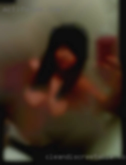 Clean,discreet,able to  a friend in Connecticut drive or host.