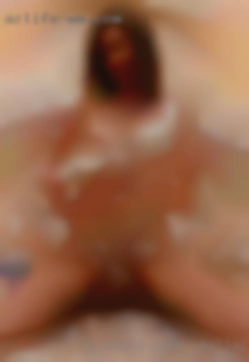 I would like to come home and play cock near Bellaire, Ohio hard.