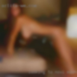 Looking to have fun and Novi, Michigan be discreet.